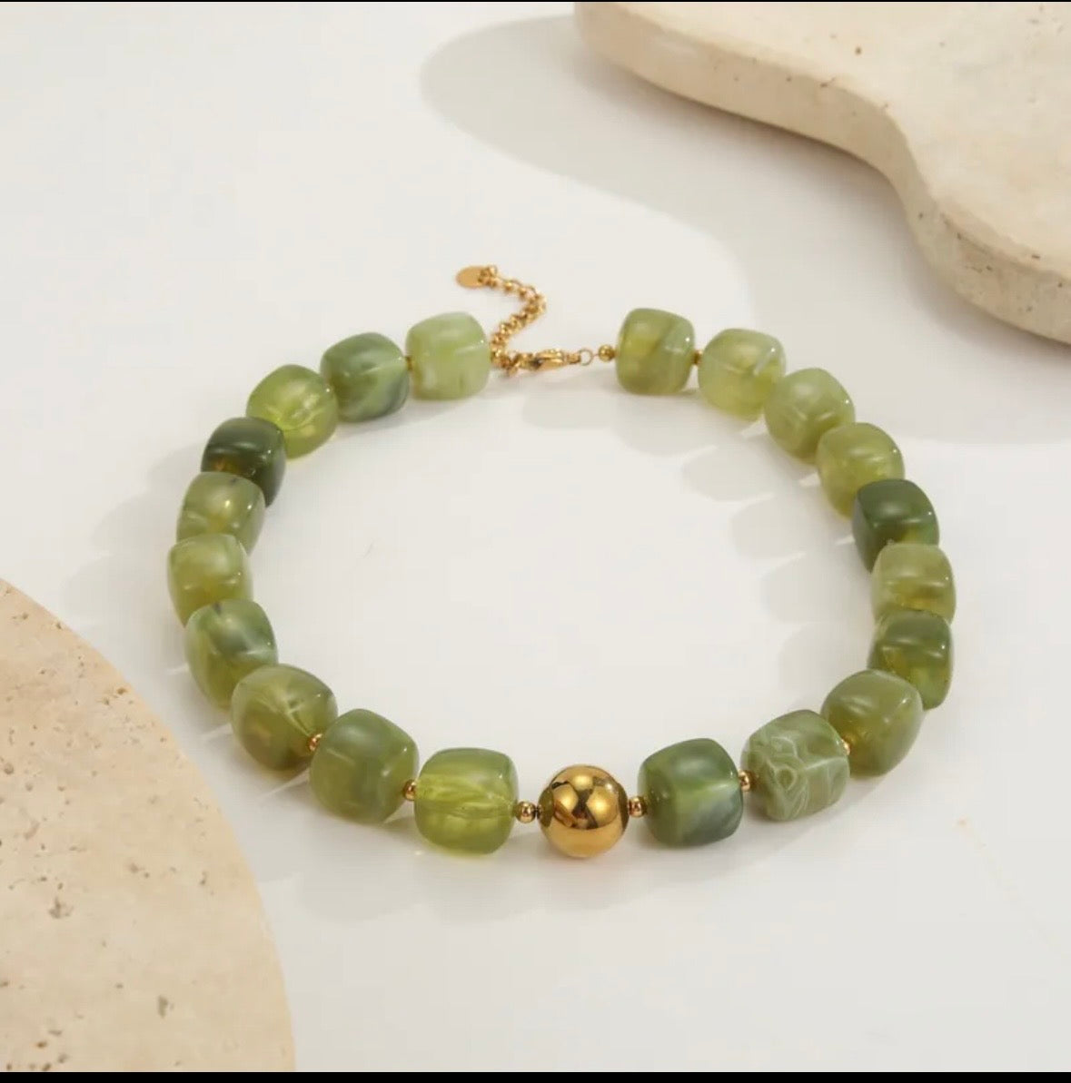 Savia Necklace